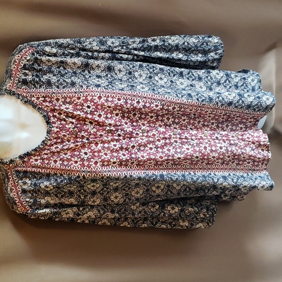 Lucky Brand Blue & Red Long Sleeve Boho Top Size M - Picture 1 of 12